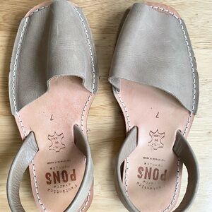 PONS Taupe Leather Sandals NEW unworn